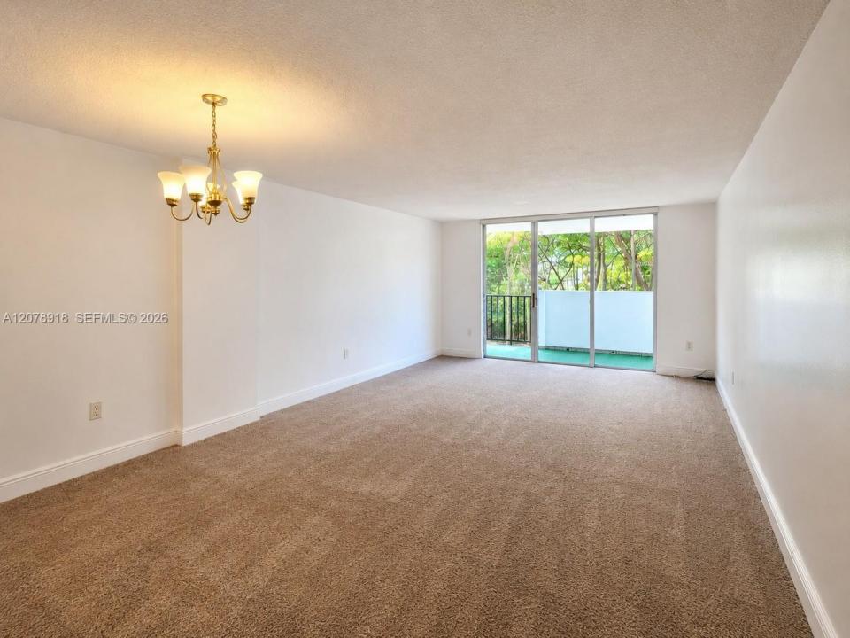 2780 NE 183rd St 215, Aventura, Flórida 33160, Estados Unidos
