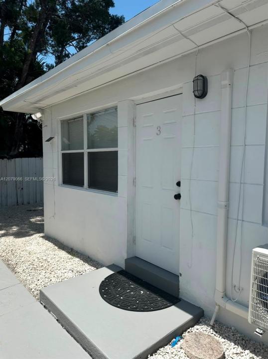 2024 NE 26th St 3, Wilton Manors, Floride 33305, États-Unis