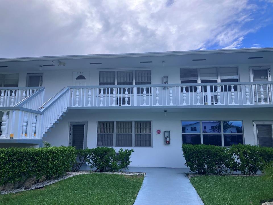 275 Windsor L, West Palm Beach, Florida 33417, USA