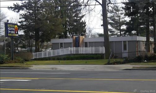 812 Suffolk Avenue, Islip, Nova Iorque 11717, Estados Unidos