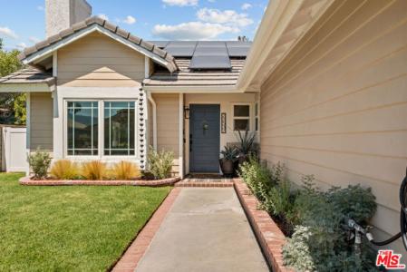 Cardiff Drive, Santa Clarita, كاليفورنيا 91350, الولايات المتحدة