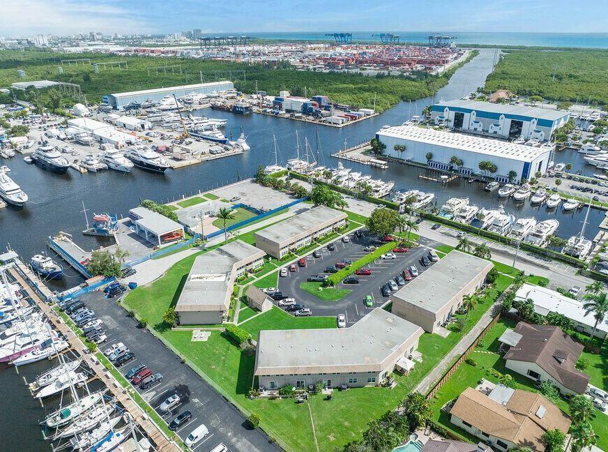 329 Gulfstream Road, Dania Beach, Floride 33004, États-Unis