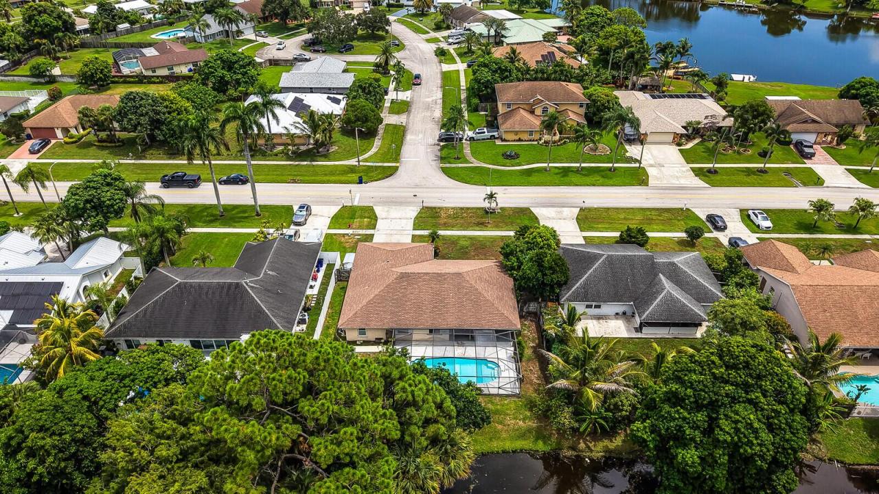 230 Ponce De Leon Street, Royal Palm Beach, Florida 33411, USA