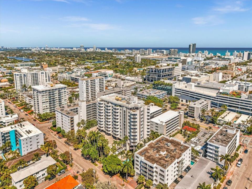 1621 Bay Rd 408, Miami Beach, Florida 33139, Stati Uniti