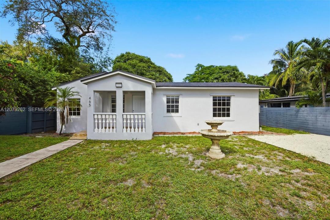465 NE 165th St, Miami, Florida 33162, USA