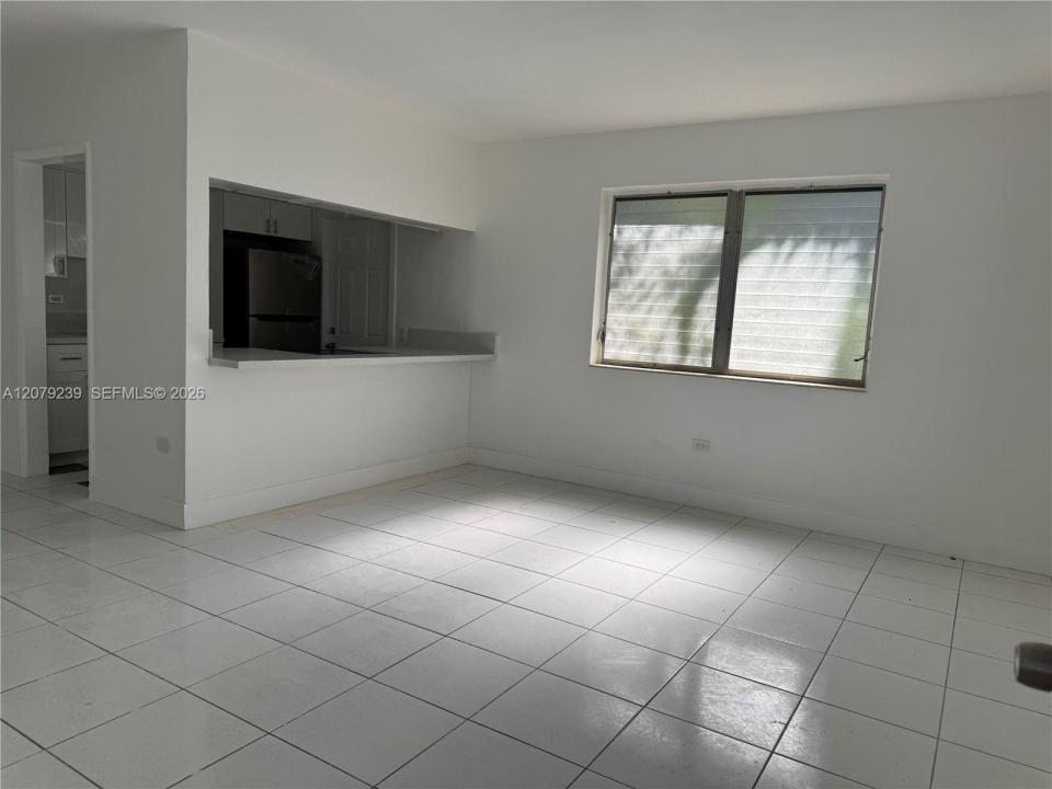 8017 Byron Ave 6, Miami Beach, Florida 33141, Stati Uniti