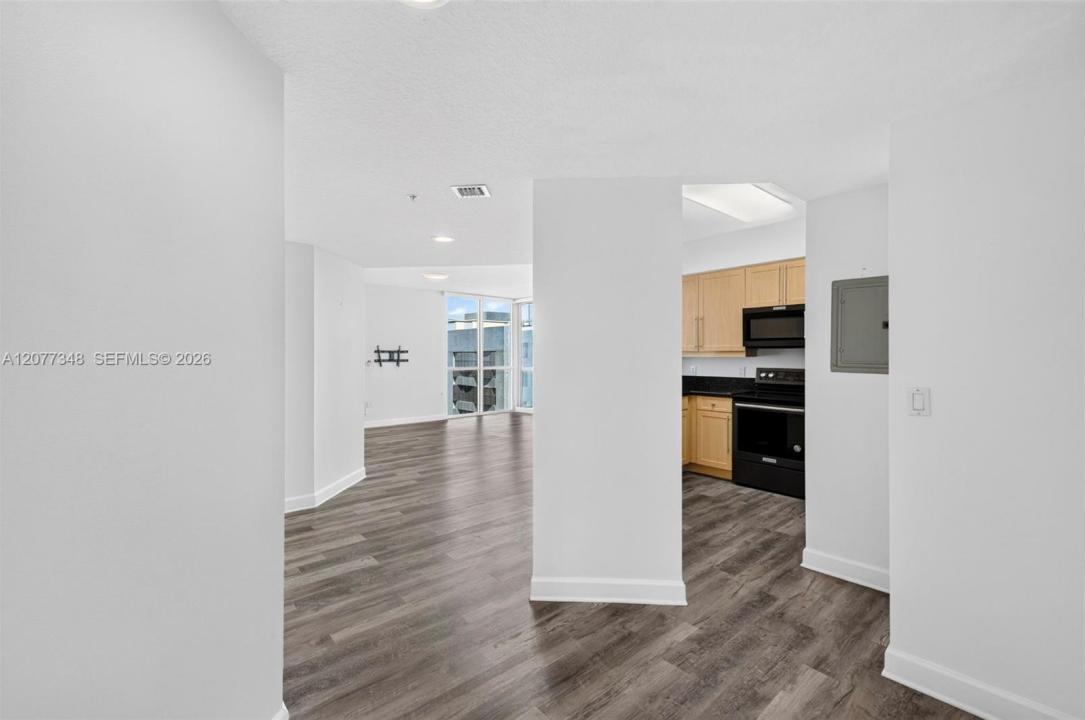 111 SE 8th Ave 705, Fort Lauderdale, Florida 33301, USA