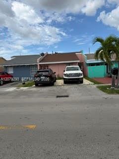 5924 W 21st Ct, Hialeah, Florida 33016, Stati Uniti