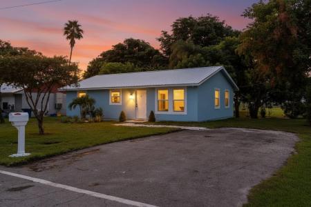 625 NW 14TH Street, Belle Glade, Florida 33430, USA