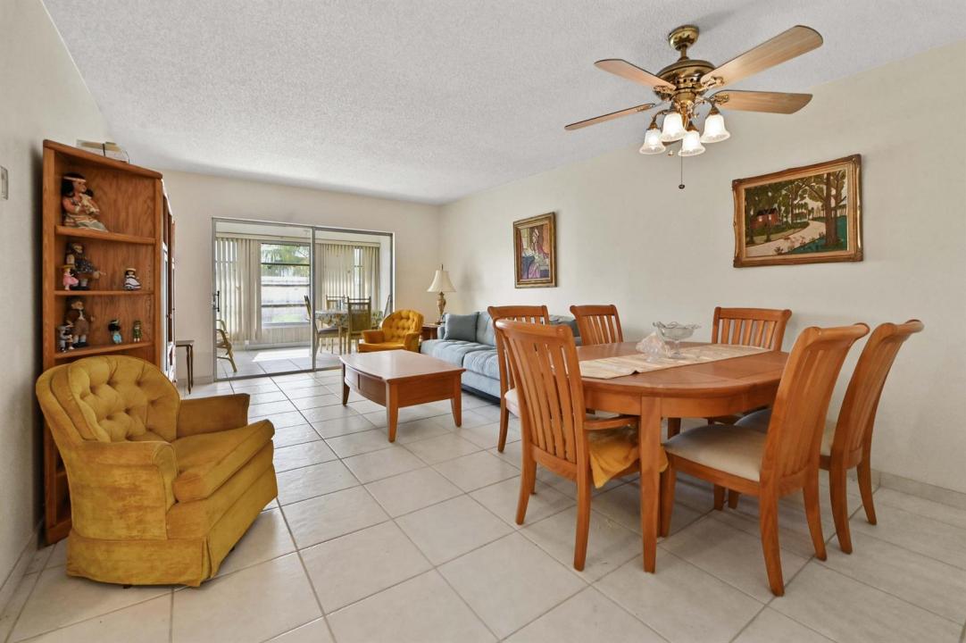 3506 NW 49th Avenue 603, Lauderdale Lakes, Floride 33319, États-Unis