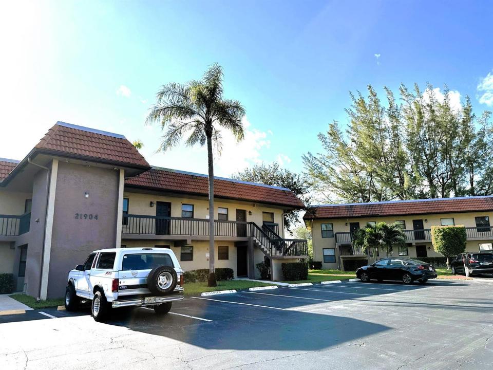 21904 Lake Forest Circle 106, Boca Raton, Floride 33433, États-Unis