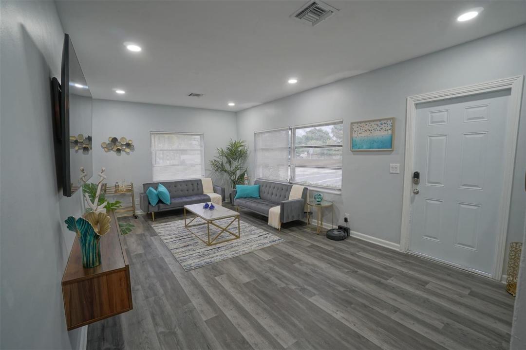 1102 SUNSET Road, West Palm Beach, Florida 33401, Stati Uniti