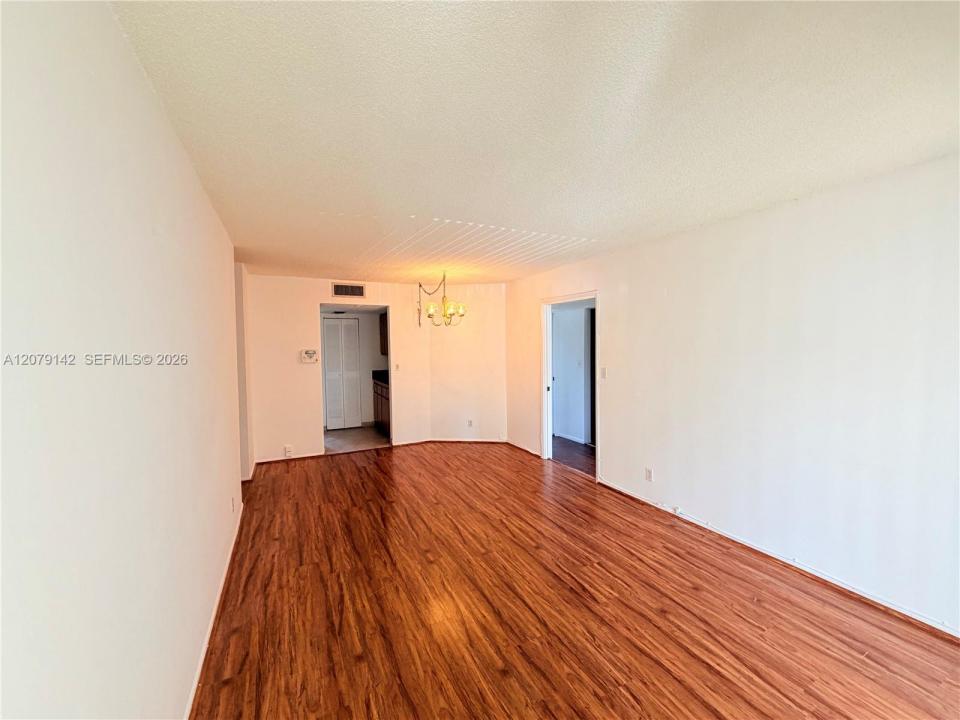 107 Gardens Dr 106, Pompano Beach, Florida 33069, Stati Uniti