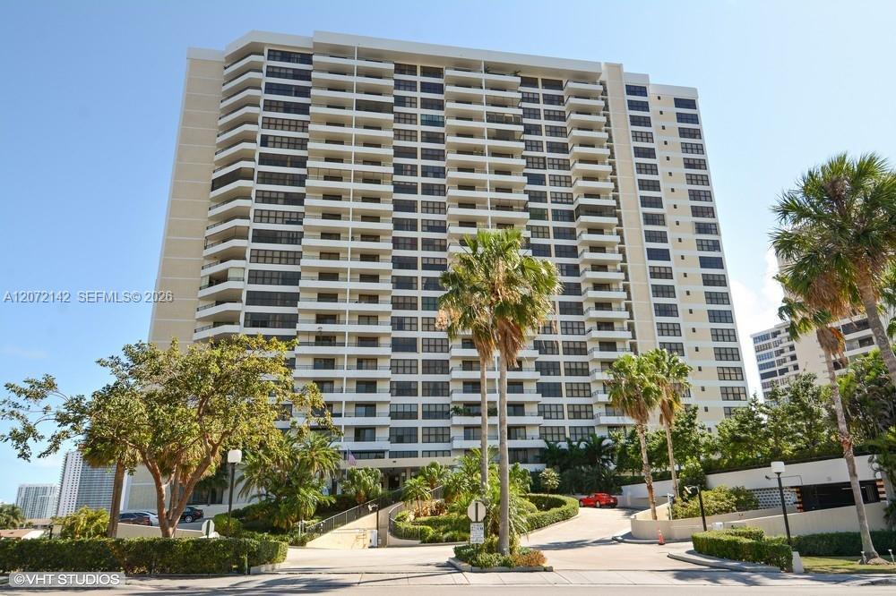 2500 Parkview Dr 1004, Hallandale Beach, Floride 33009, États-Unis