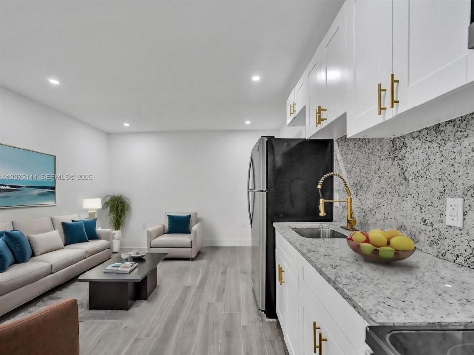 5740 Mayo St 0, Hollywood, Florida 33023, USA
