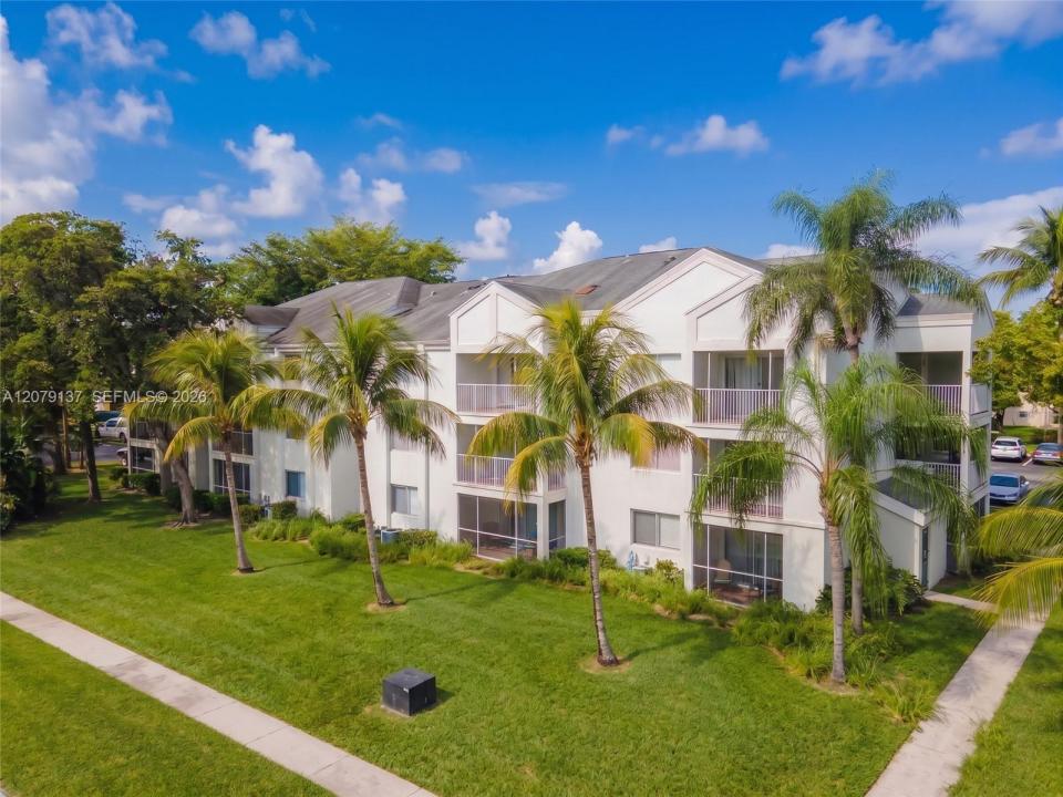 5780 Rock Island Rd 366, Tamarac, Florida 33319, USA