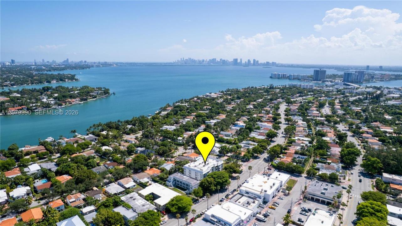 1220 71st St 37, Miami Beach, Florida 33141, USA