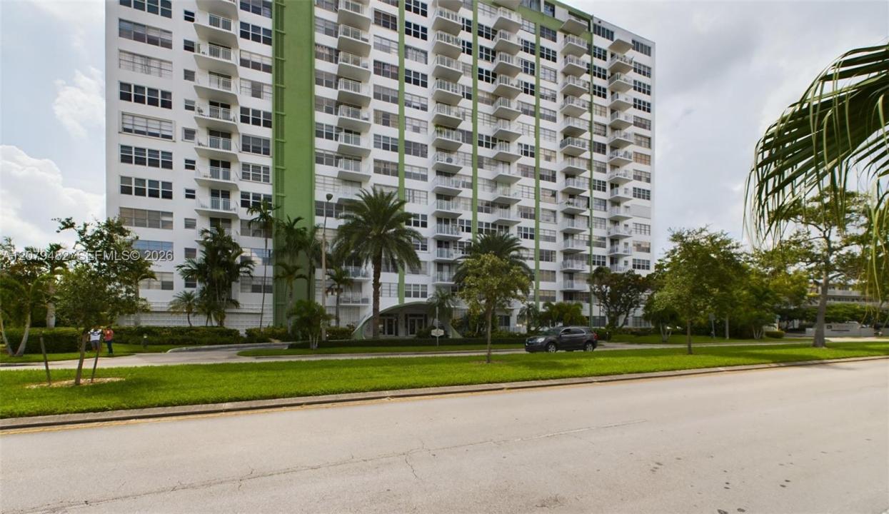 2100 Sans Souci Blvd A707, North Miami, Flórida 33181, Estados Unidos