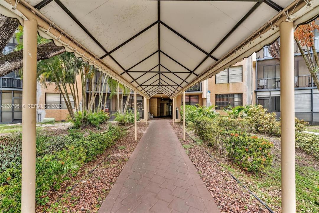 3800 N Hills Dr 312, Hollywood, Floride 33021, États-Unis