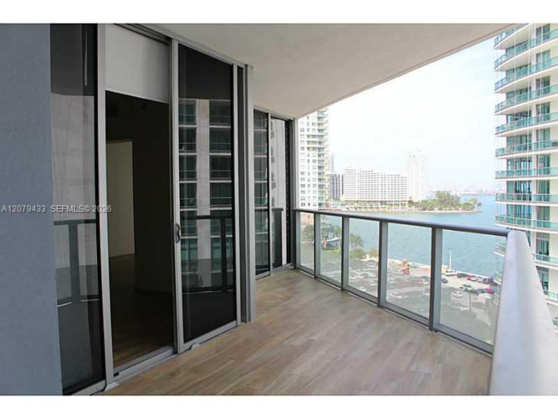 1300 Brickell Bay Dr 1008, Miami, Floride 33131, États-Unis