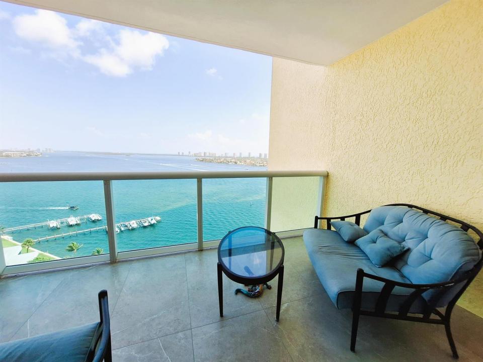 2650 Lake Shore Drive 1705, Riviera Beach, Floride 33404, États-Unis