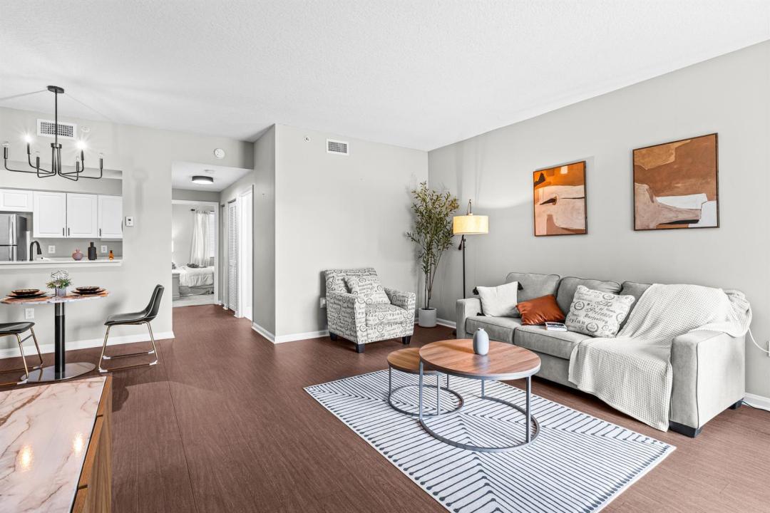 1955 Brandywine Road 301, West Palm Beach, Floride 33409, États-Unis
