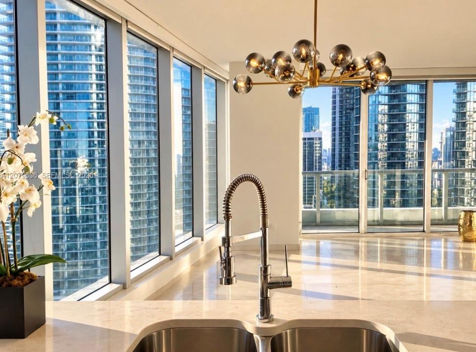 475 Brickell Ave 2915, Miami, Flórida 33131, Estados Unidos