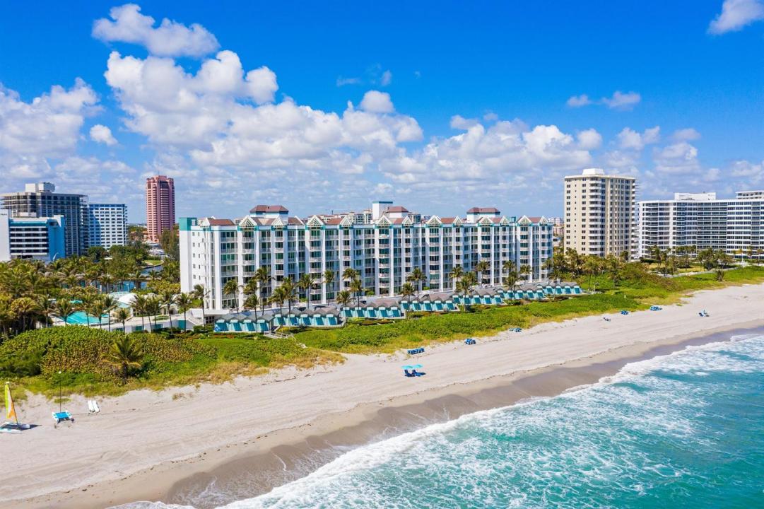 800 S Ocean Boulevard PH4, Boca Raton, Florida 33432, USA