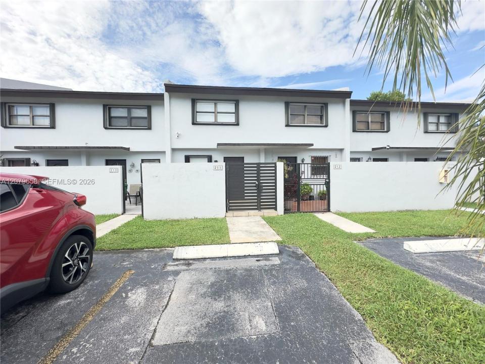 8010 SW 152nd Ave 211, Miami, Florida 33193, Stati Uniti