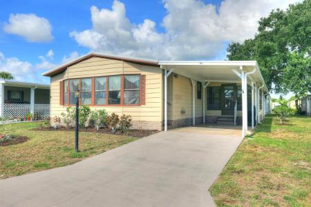 705 HYACINTH Circle, Barefoot Bay, Floride 32976, États-Unis