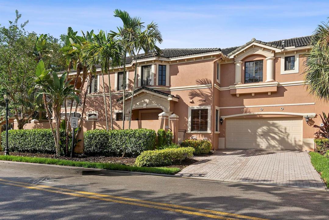 2742 Kinsington Circle, Weston, Floride 33332, États-Unis