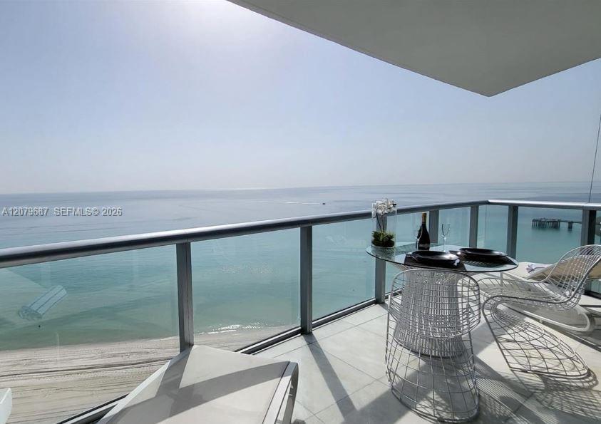 17001 Collins Ave 1603, Sunny Isles Beach, Floride 33160, États-Unis