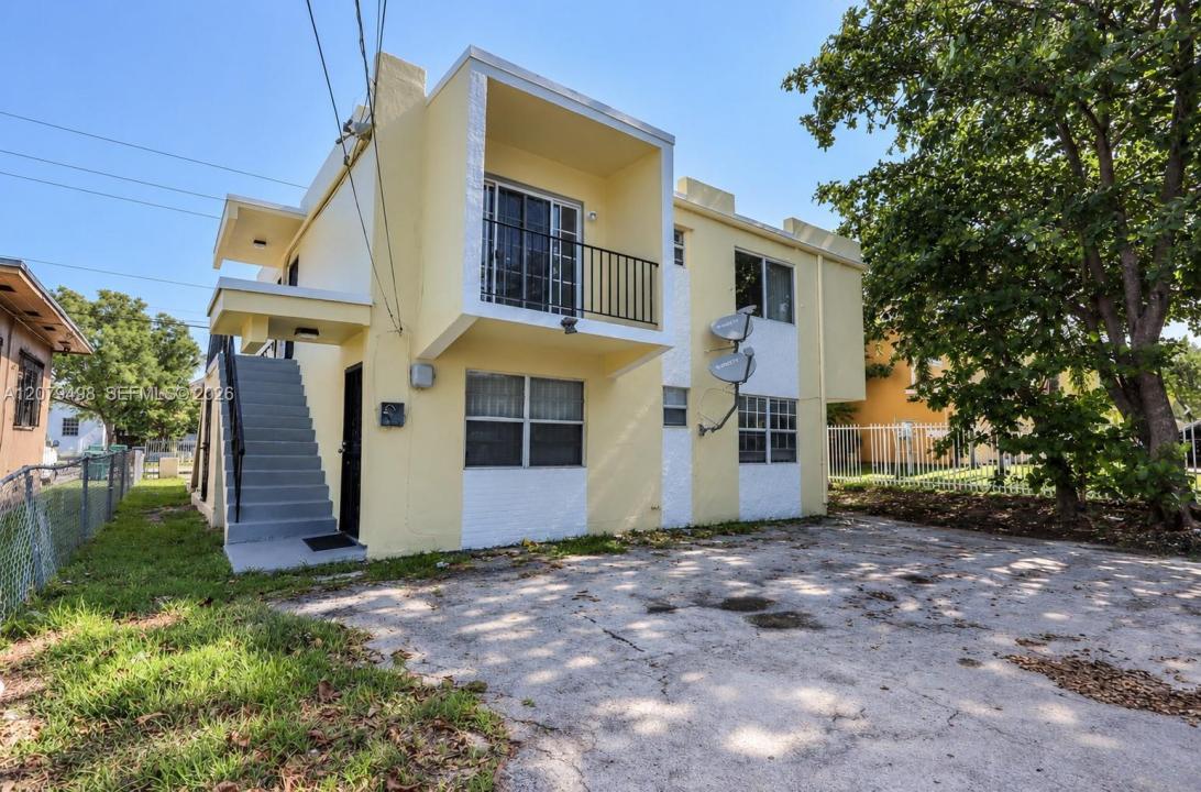 2300 Superior St 1, Opa-Locka, Florida 33054, Stati Uniti