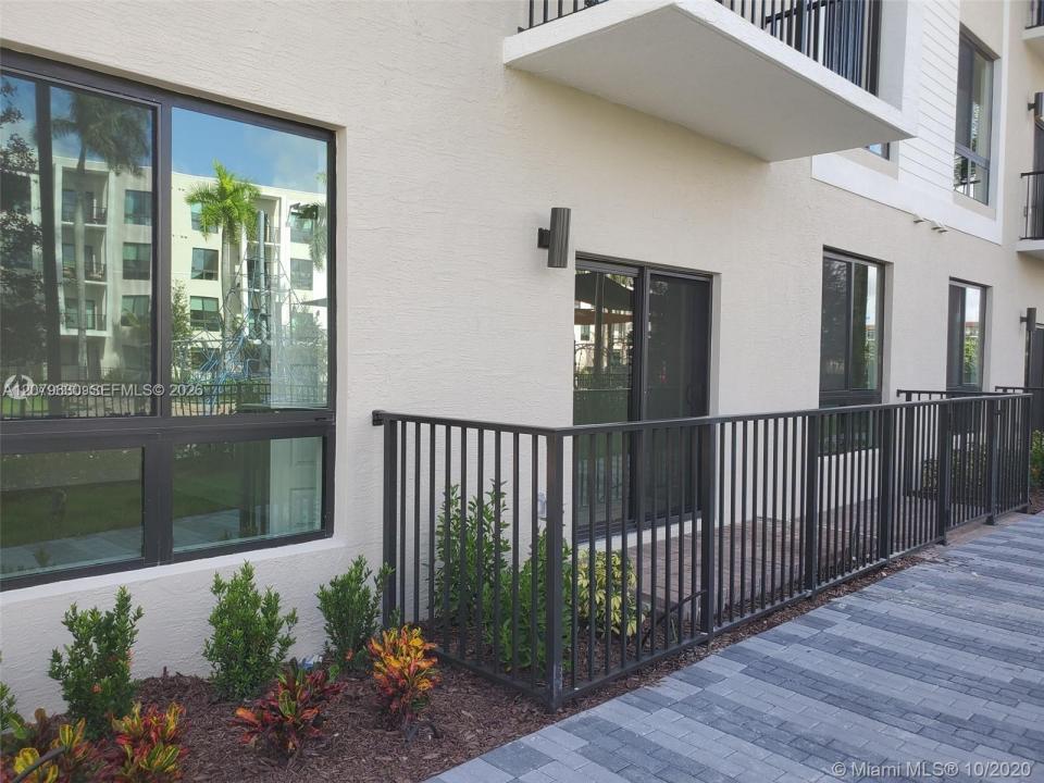 8301 NW 41st St B-110, Doral, Floryda 33166, USA