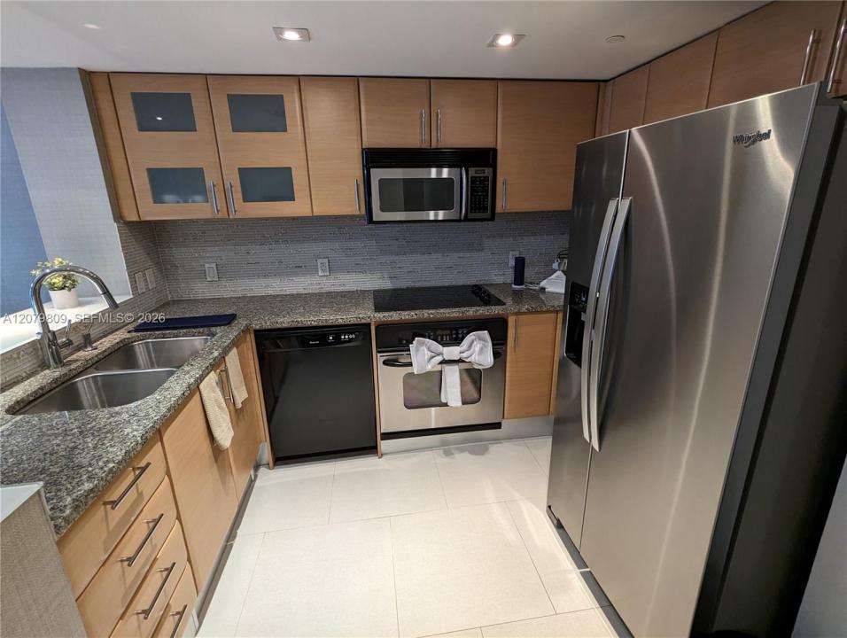 2101 Brickell Ave 1104, Miami, Floryda 33129, USA