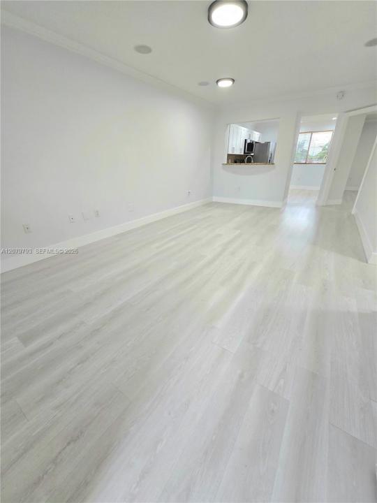 7175 NW 173rd Dr 510-5, Hialeah, Floryda 33015, USA