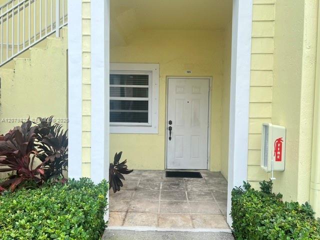 2728 NE 3rd Ct 105, Homestead, Floride 33033, États-Unis