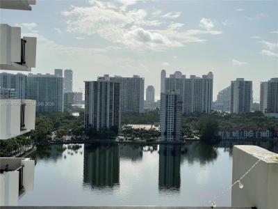 Aventura, Florida 33160, USA