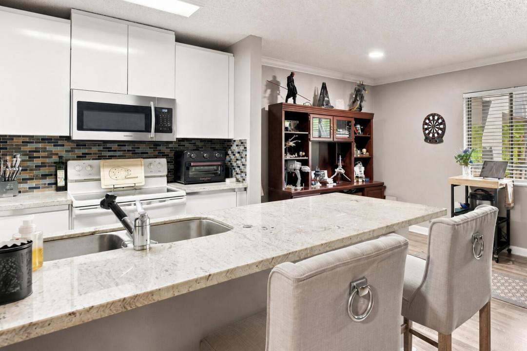 711 FOREST CLUB Drive 119, Wellington, Florida 33414, USA