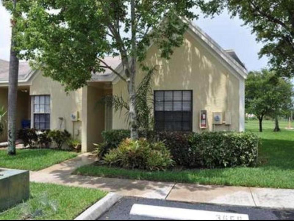 3656 NW 83RD Lane 3656, Sunrise, Floride 33351, États-Unis