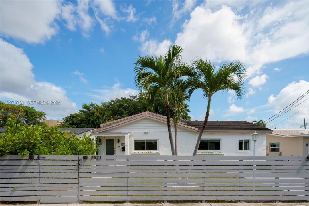 2521 SW 25th Ter, Miami, Floride 33133, États-Unis