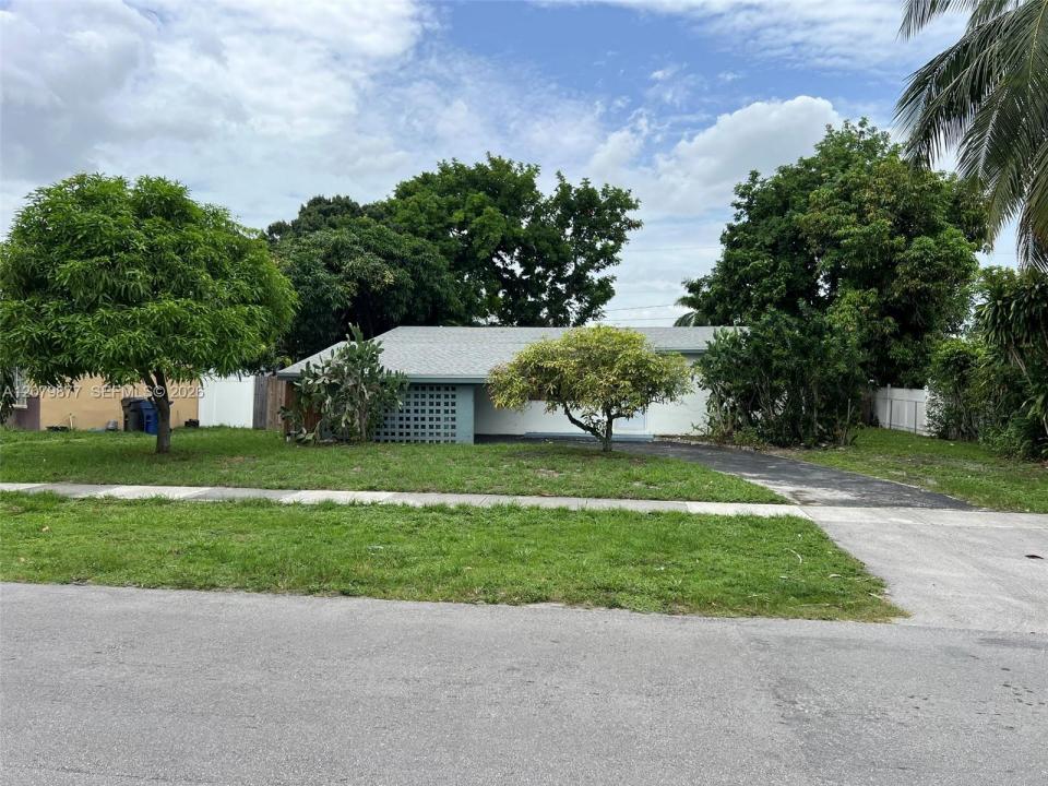 4421 NW 33rd St 0, Lauderdale Lakes, Floride 33319, États-Unis