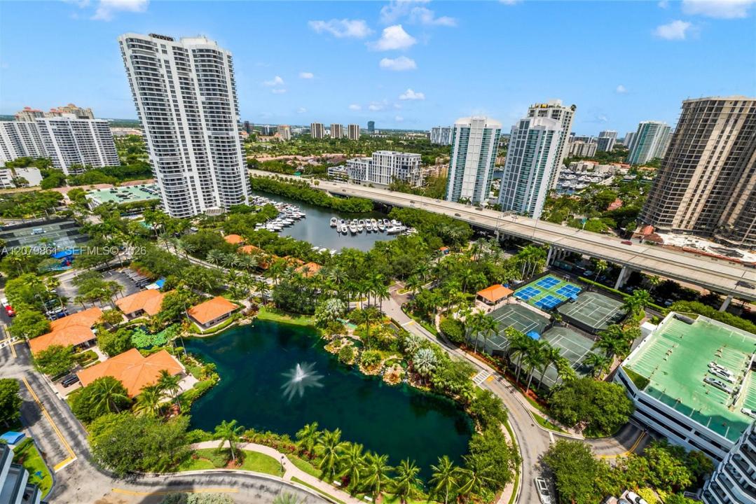 19101 NE 36th Ct 2607, Aventura, Floride 33180, États-Unis