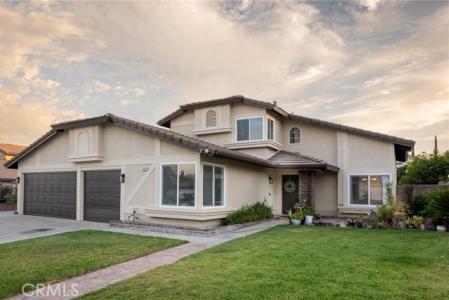 W Via Bello Drive, Rialto, Californie 92377, États-Unis