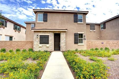 Autumn Court, Perris, كاليفورنيا 92571, الولايات المتحدة