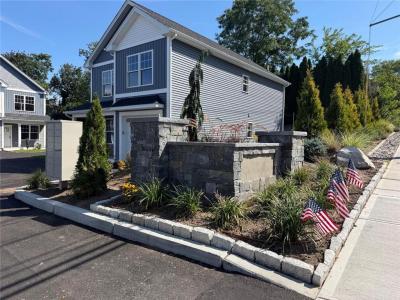1 Teresa Ann Crossing, West Warwick, 羅德島州 02893, 美國