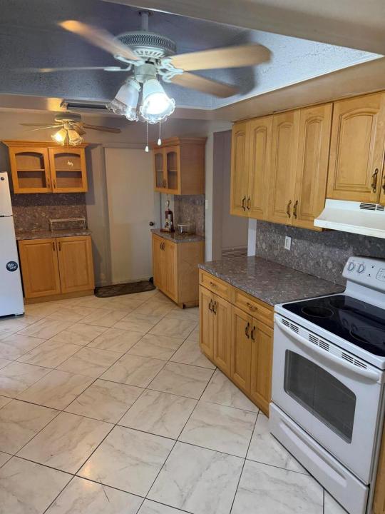 7250 NW 8TH Court, Margate, Floride 33063, États-Unis