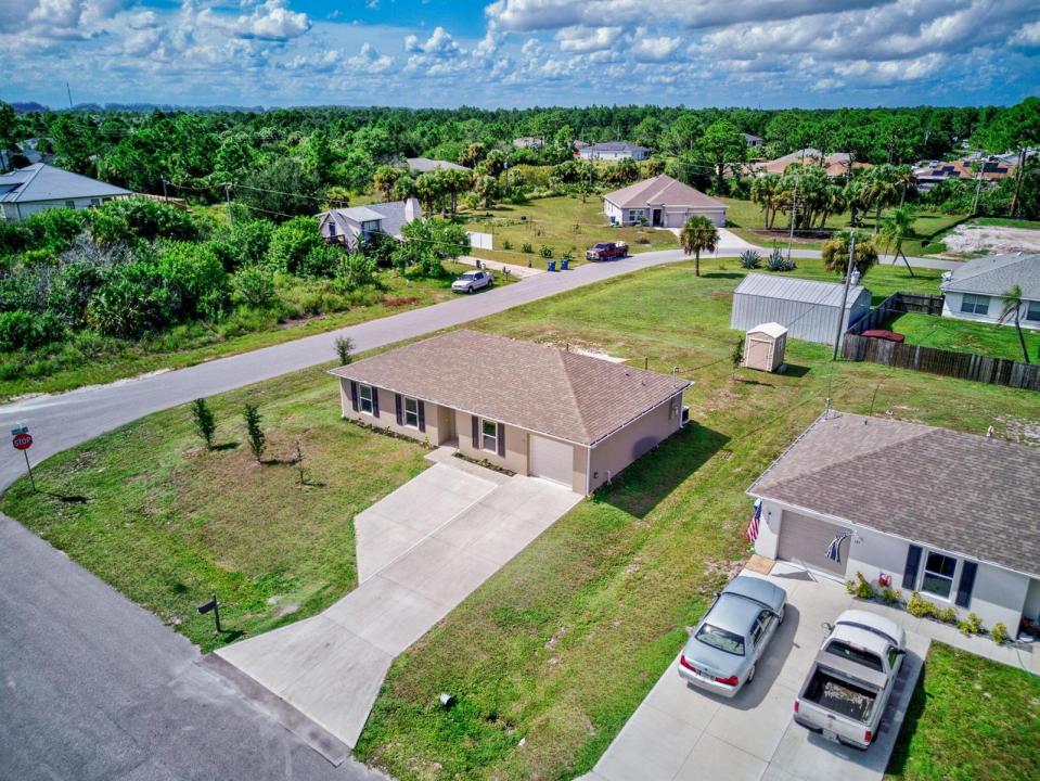111 FERGUSON SE Street, Palm Bay, Floride 32909, États-Unis