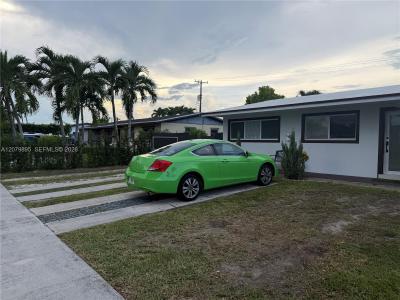 10411 SW sw 51st St, Miami, Florida 33165, USA