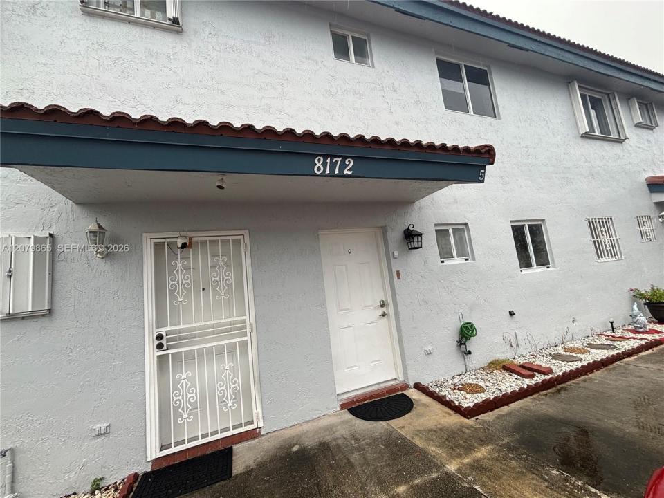 8172 NW 10th St 5, Miami, Floride 33126, États-Unis